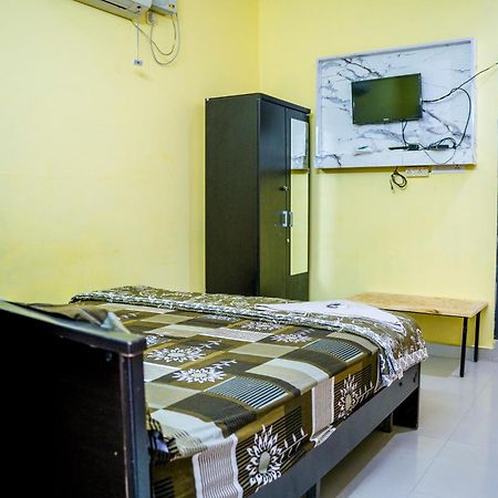 Lotus Pond Resort & Spa Bapatla Экстерьер фото