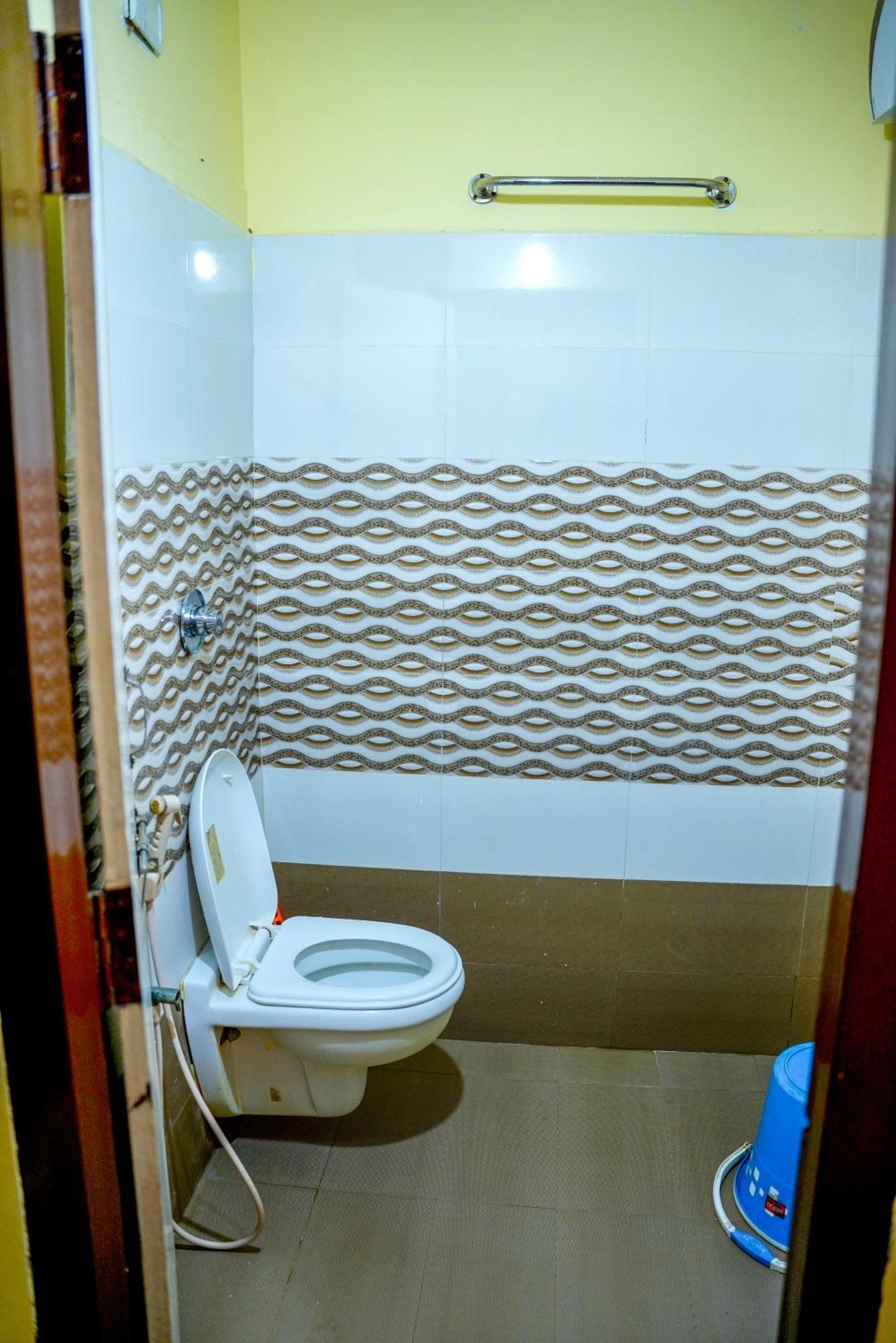 Lotus Pond Resort & Spa Bapatla Экстерьер фото